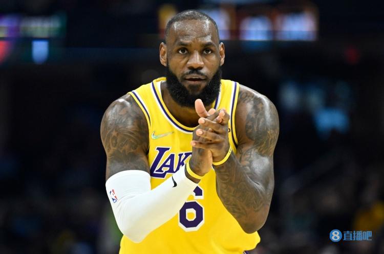 NBA交易市场动态：快船完成外援签约,（快船敲定外援签约，NBA交易市场新进展）