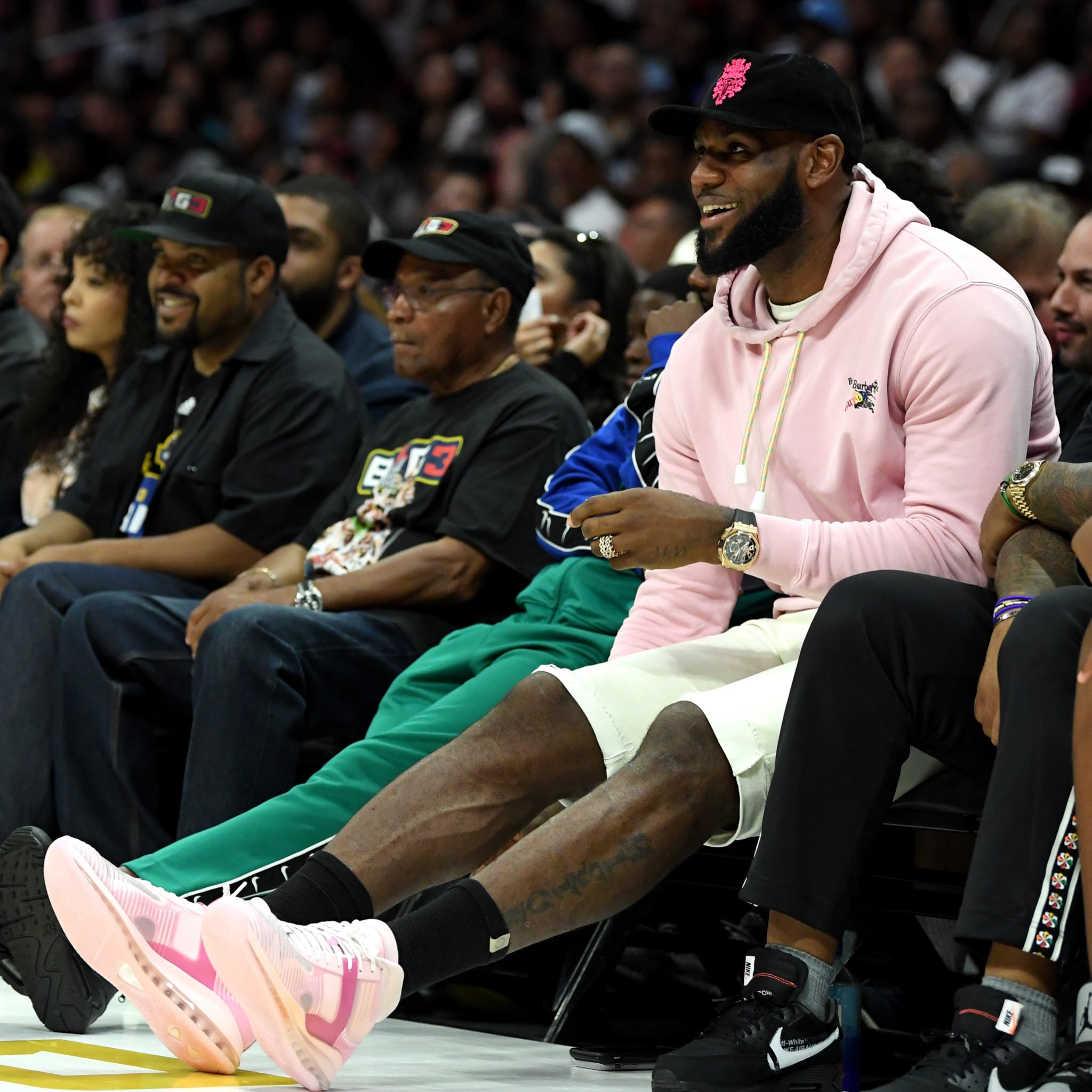 德转列美职联历史全明星11人：梅西领衔，伊布、贝克汉姆在列（德转评美职联历史最佳11人：梅西领衔，伊布、贝克汉姆入选）