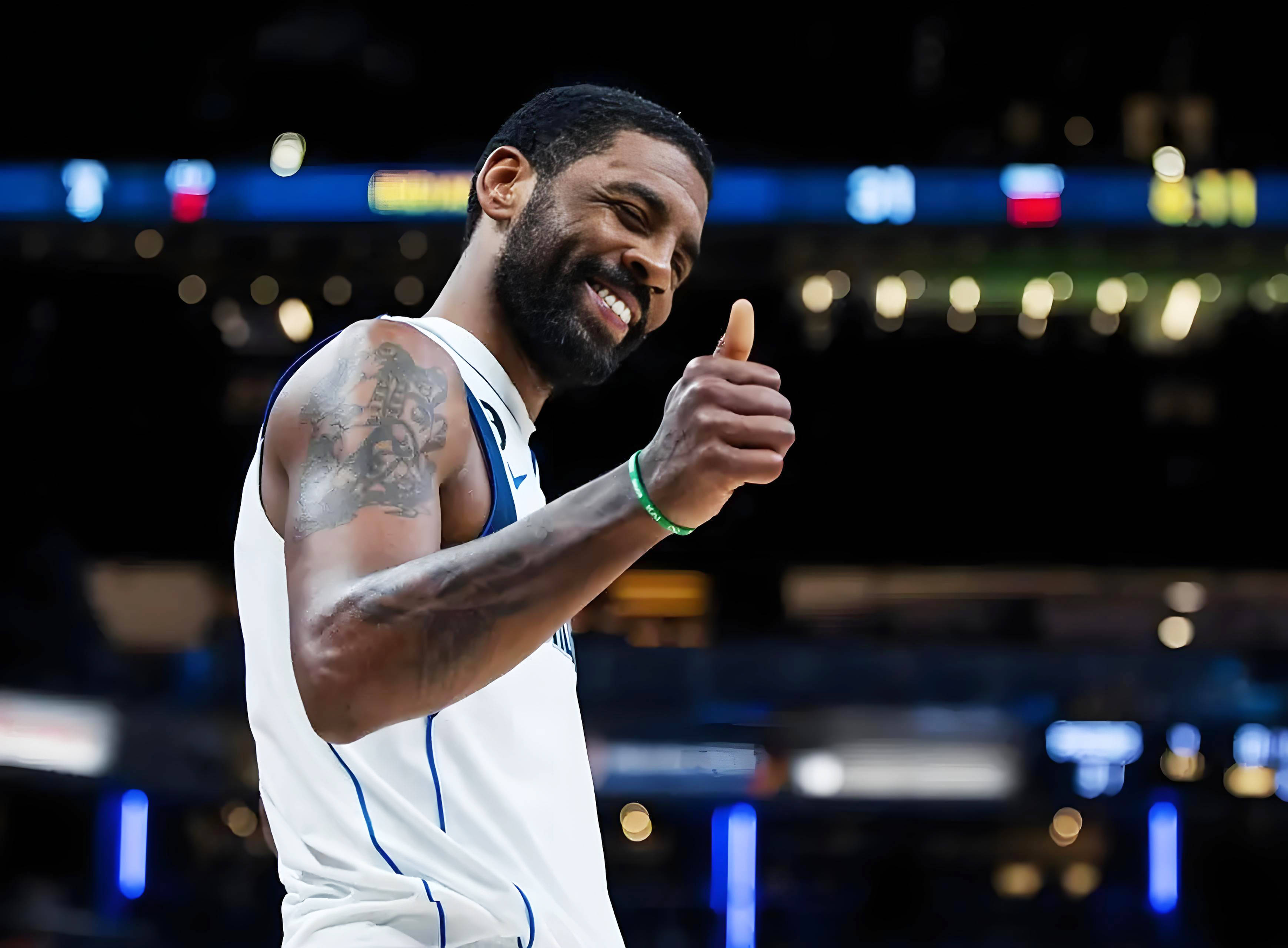 全场最佳，拿下🏆恭喜大菲🫡（MVP到手！恭喜大菲捧杯🏆🫡）