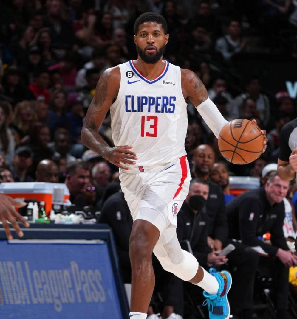 巴萨官方：埃里克-加西亚鼻骨骨折，将佩戴防护面具（巴萨官宣：埃里克-加西亚鼻骨骨折，后续将佩戴防护面具出战）